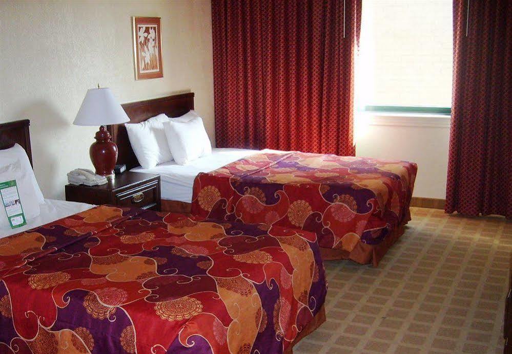 Americas Best Value Inn & Suites Extended Stay - Tulsa Buitenkant foto