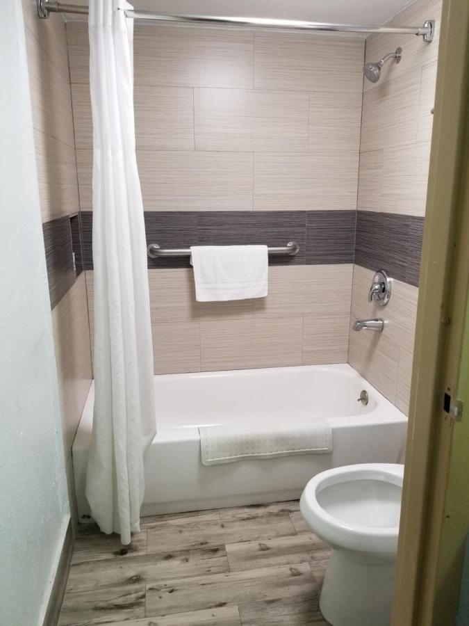 Americas Best Value Inn & Suites Extended Stay - Tulsa Buitenkant foto